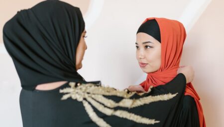 Cuma Hutbesi: Akran İlişkilerinde Sevgi ve Saygının Önemi