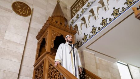 Din İstismarı Uyarısı: Cuma Hutbesi Önemli Mesajlar Verdi